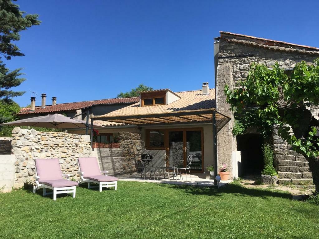 Gites Oustaou de Bourboul Grospierres Extérieur photo